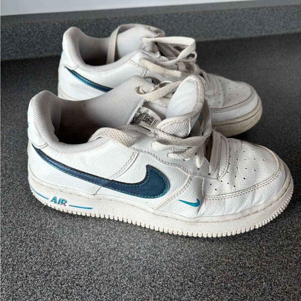Nike Air Force 1 Impact Next Nature
White Blue Lightning Blue Lightning (GS)